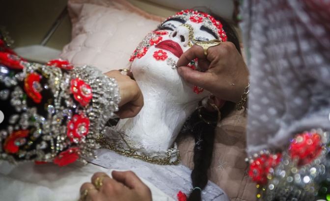 Gelina bride makeup 